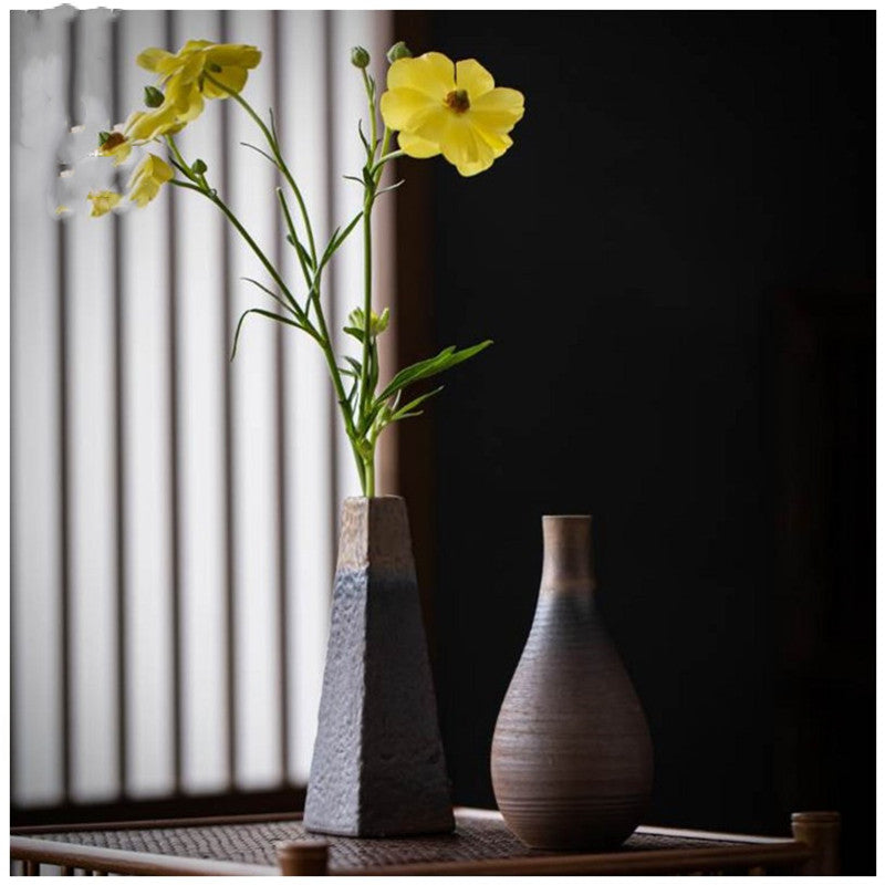 Gold Ceramic Zen Bud Vase – 3 Minimalist Shapes